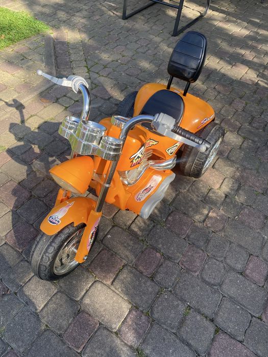 Мотоцикл трьохколісний дитячий