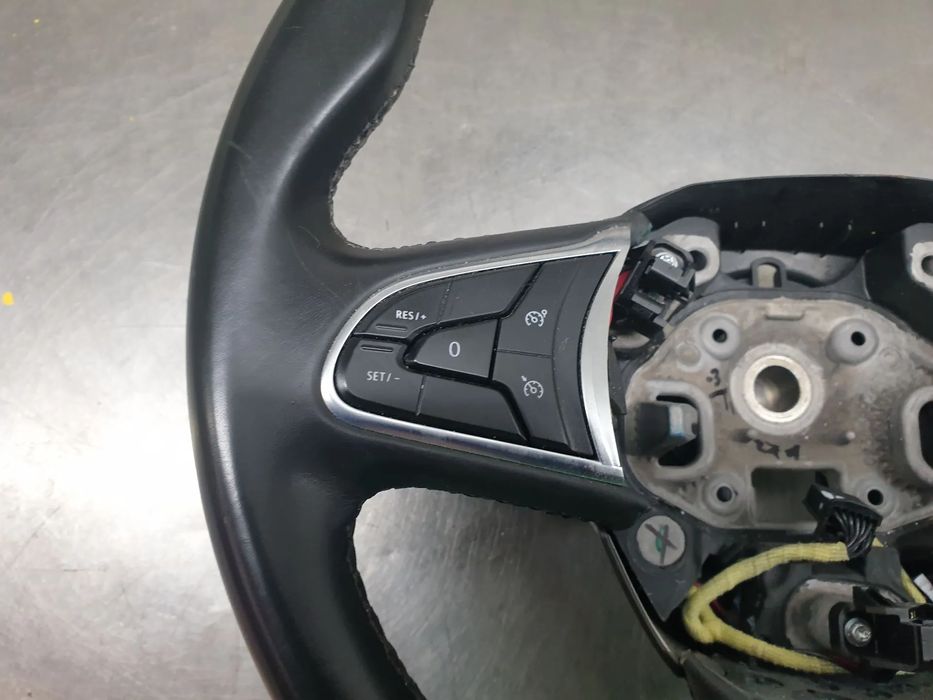 Volante de direção RENAULT Megane IV (B9A/M_)