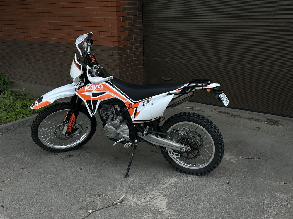 Мотоцикл Kayo t4 эндуро 250кубов