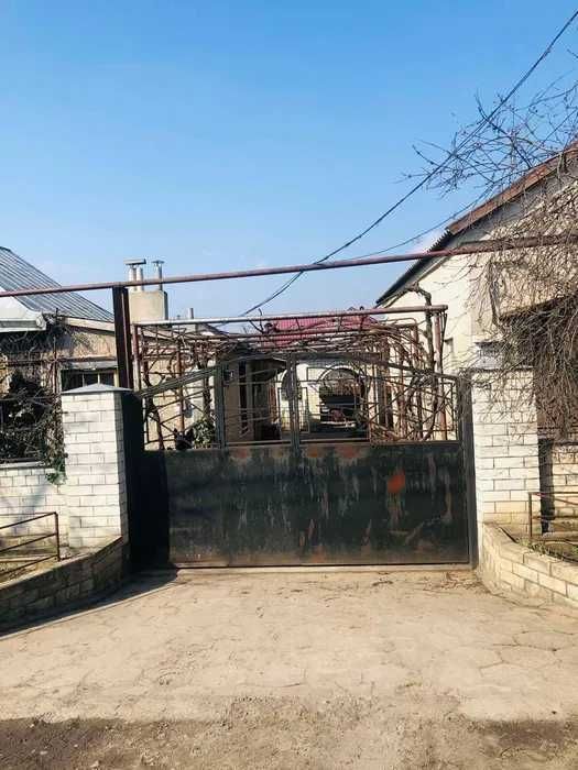(13) Продам 2 отдельно стоящих дома на одном участке