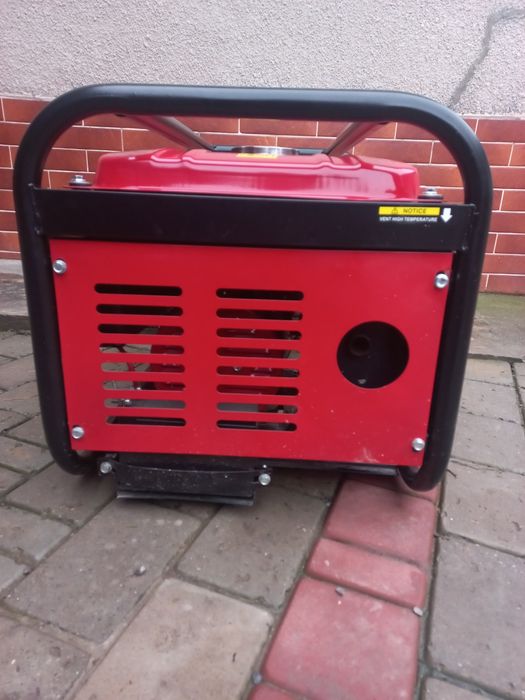 Генератор бензиновий 3кв
