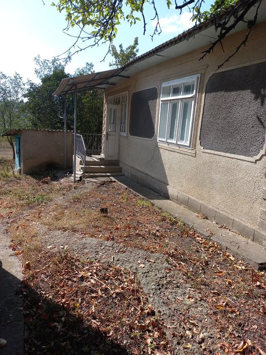 Продам будинок в селі Подвірївка