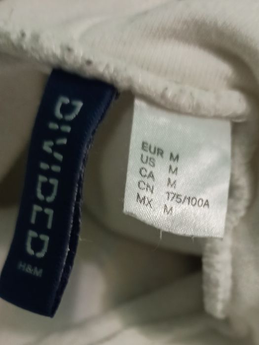 Толстовка на чоловіка чи підлітка в розмірі М.