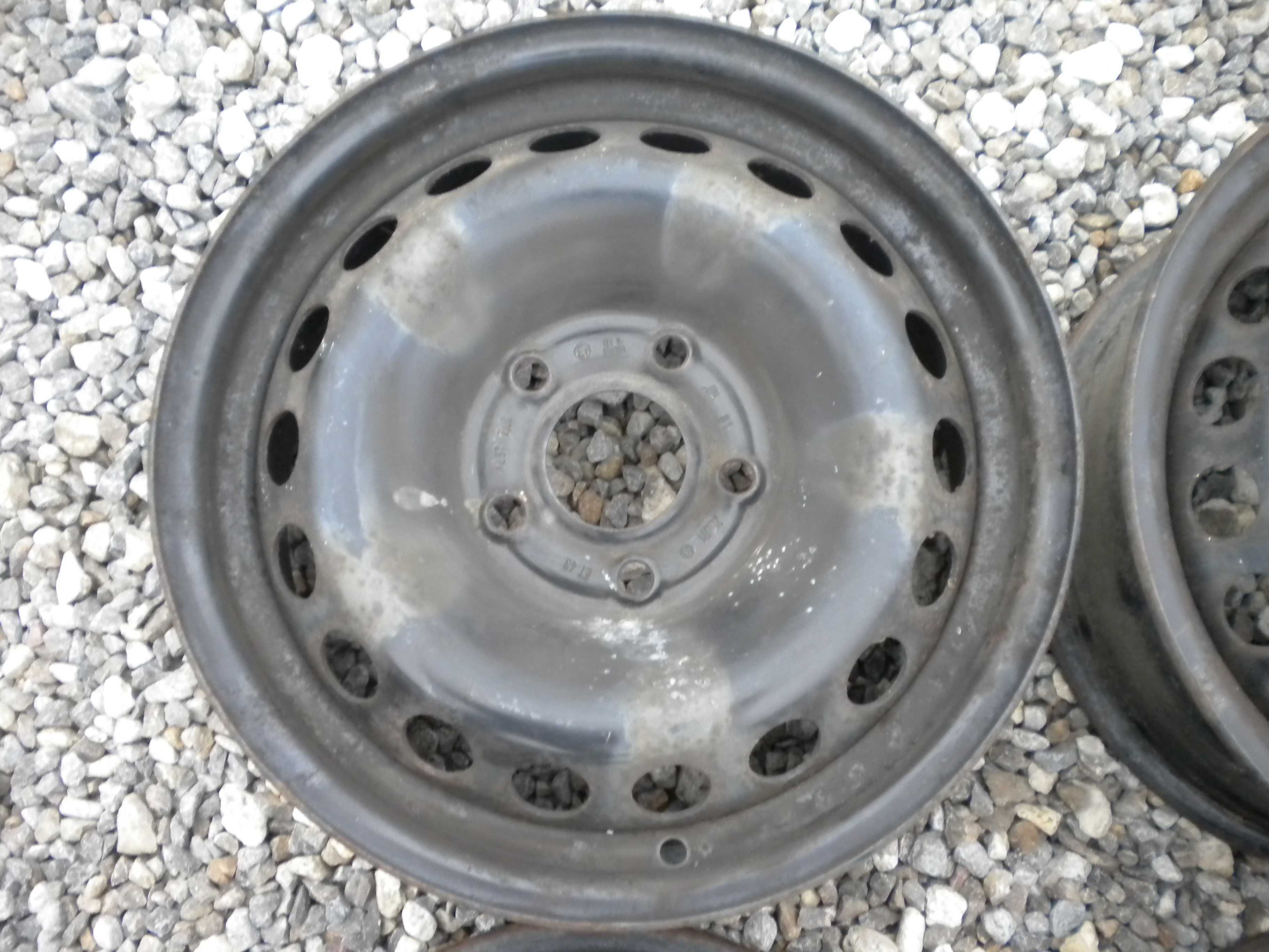 Felgi stalowe 15 5x114,3 et43 Renault Megane III Scenic III