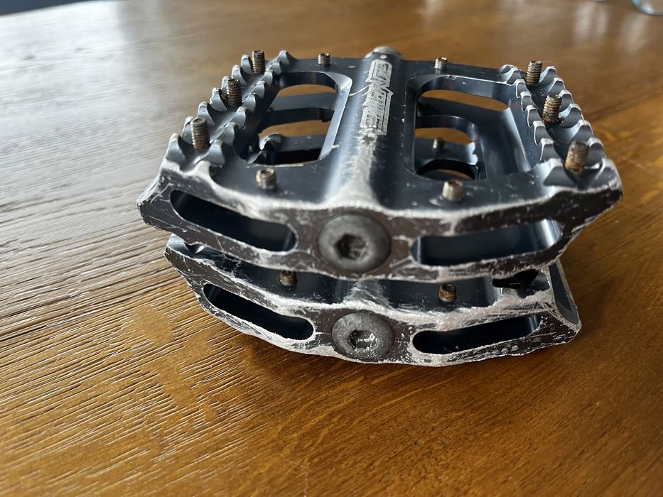 Pedały platformowe Sunline