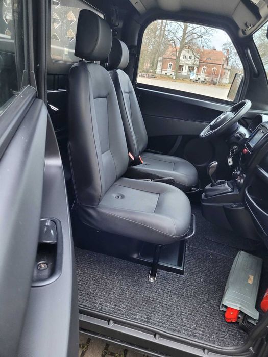 Microcar - czterokołowiec