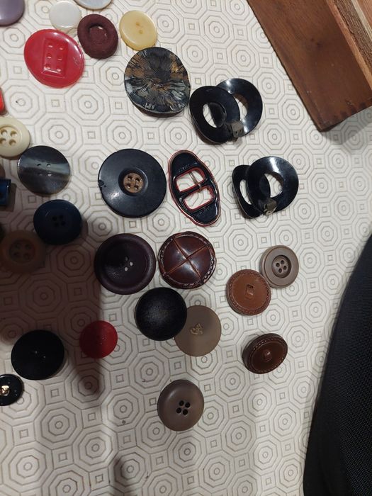 Botões antigos muitos