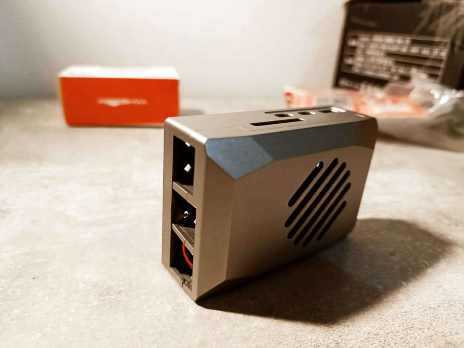 Raspberry Pi 5 Silver ABS Case with PWM Cooling Fan