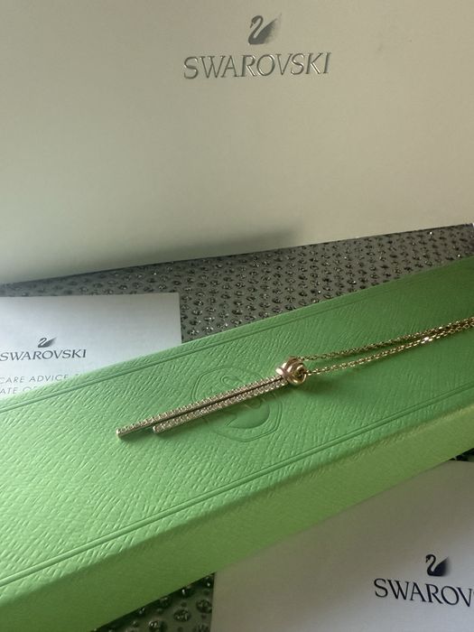 Naszyjnik różowe złoto swarovski lifelong knot