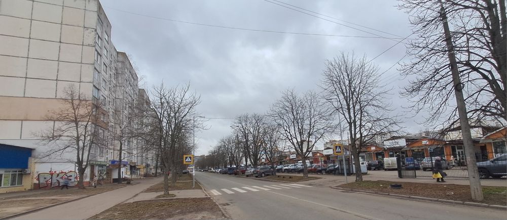 Продаж 3 кімнатної квартири біля ринку  "Нива" на 9 поверсі