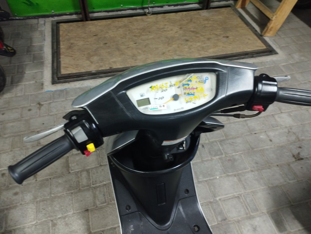 Скутер Yamaha jog SA 16 с контейнера без пробега по Украине