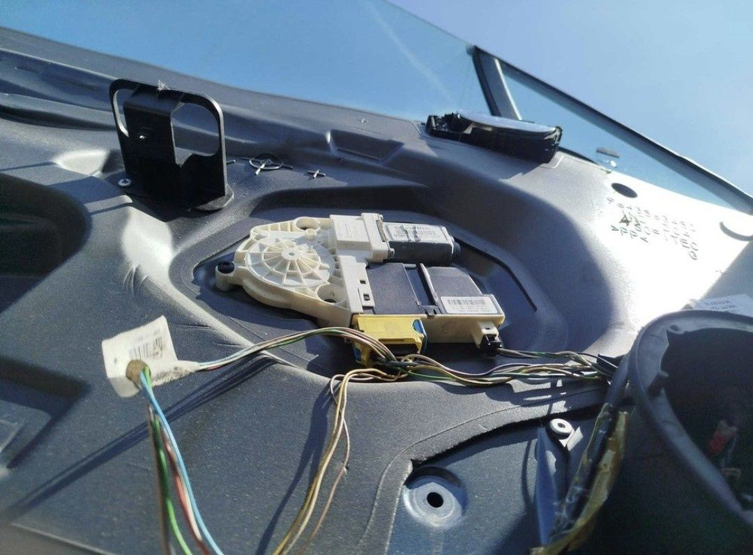 Motor elevador+modulo Peugeot  307cc 2 geração valor unitário