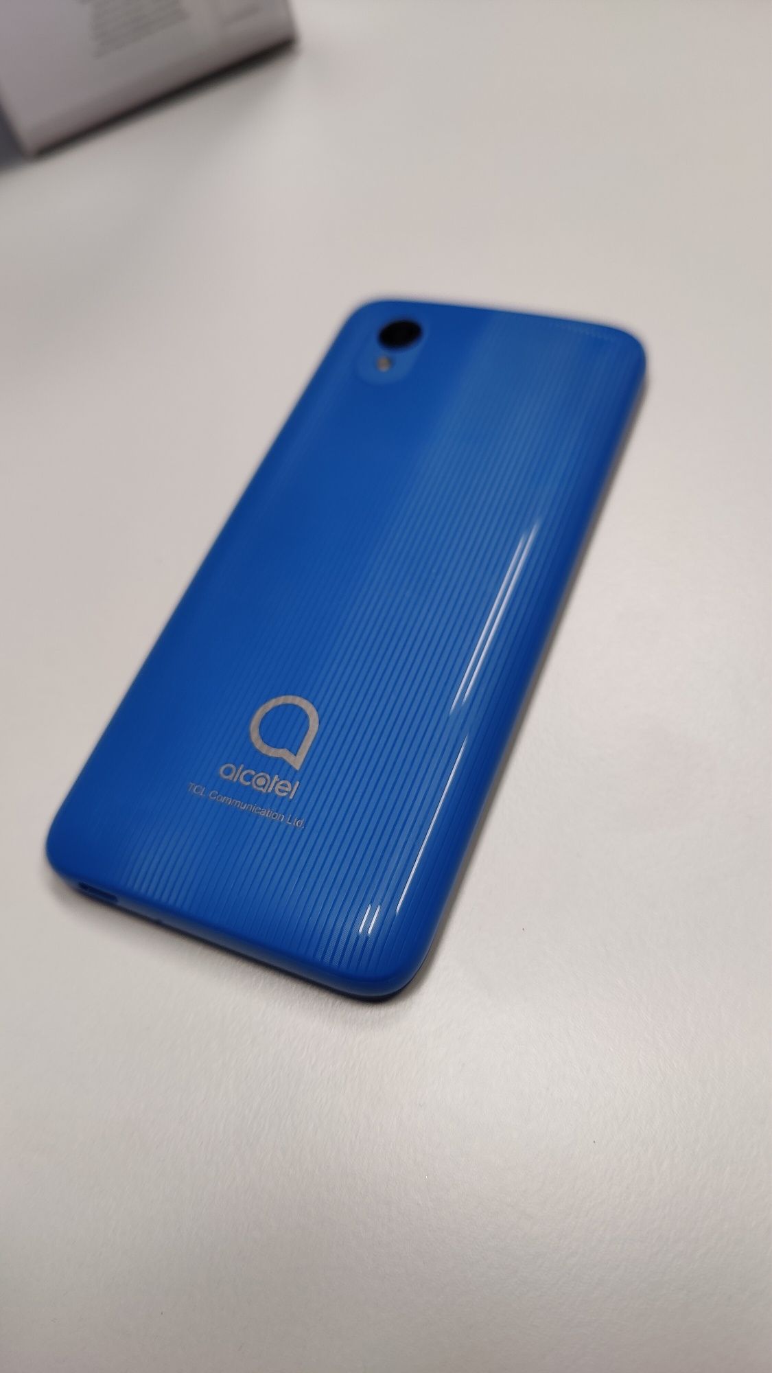 Smartfon Alcatel 1 niebieski