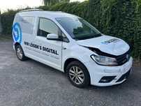 Volkswagen Caddy 5 cio osobowy , Klima , Parki , Alufelgi , Tempomat Ladar , Sensory