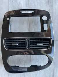 Ramka radia panel klimatyzacji Clio IV