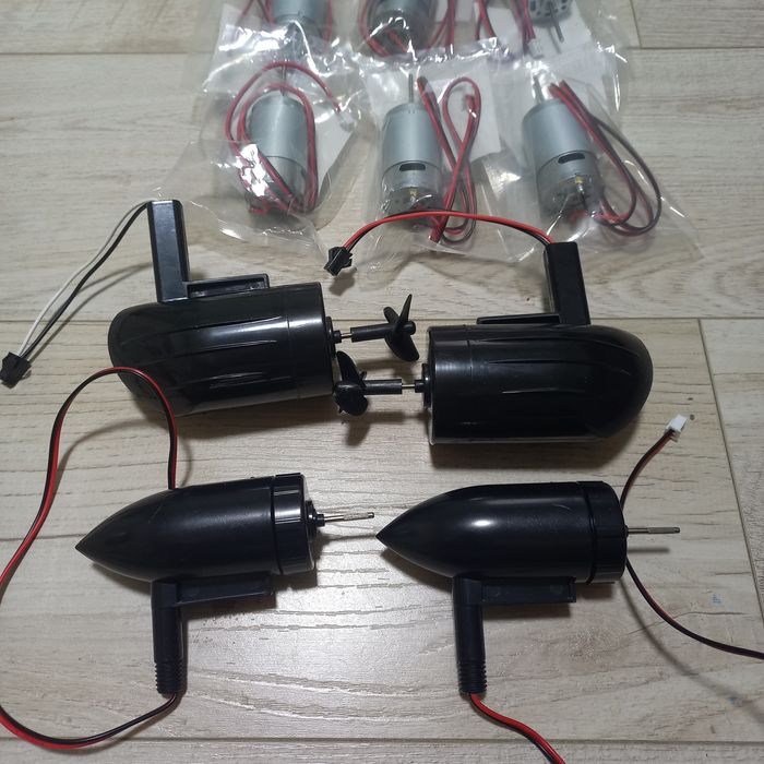 Двигатель Мотор . карповий кораблик .Запчастини до кораблика.