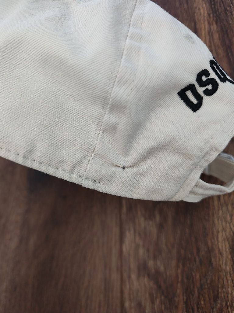 Czapka  DSQUARED 2