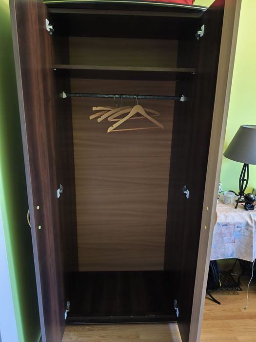 Szafa duża brązowa