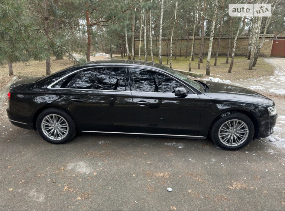 Автомобіль Audi A8 Long TDI Quattro 2017 3L