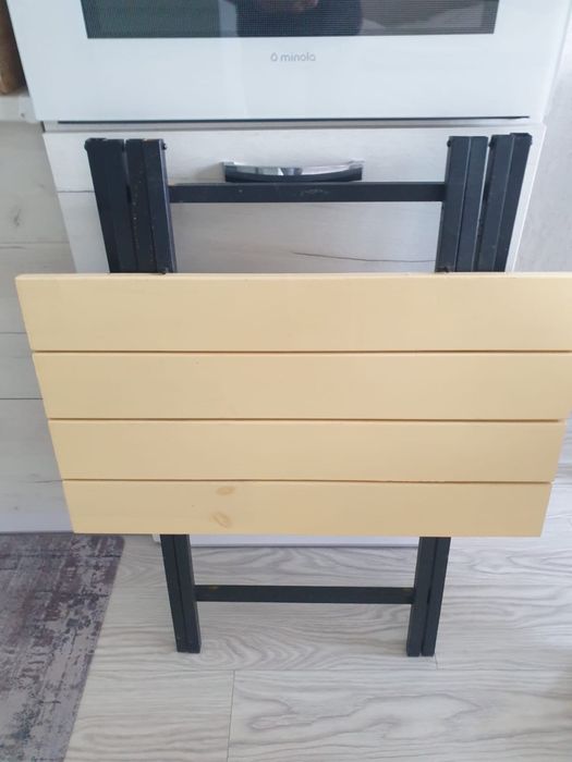 Садовий стіл і крісла