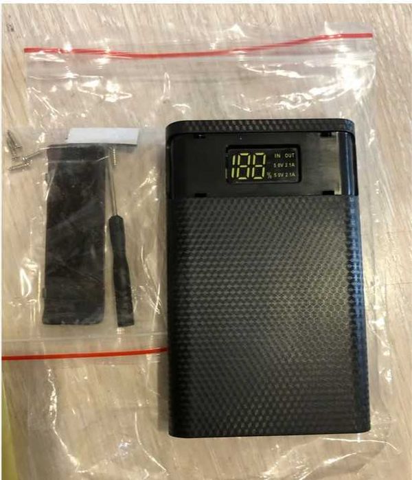 Корпус повербанка 4x18650 Корпус PowerBank Павербанка плата Кейс