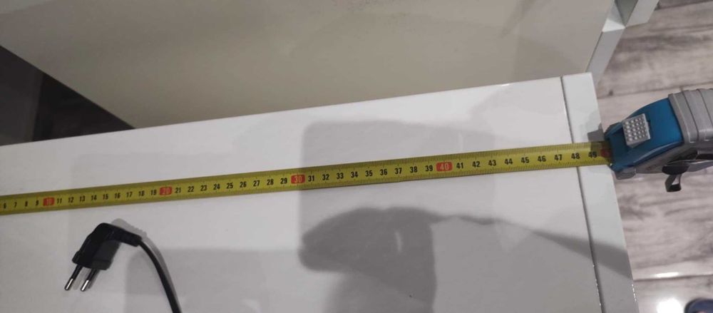 Komoda wraz z witryną biała