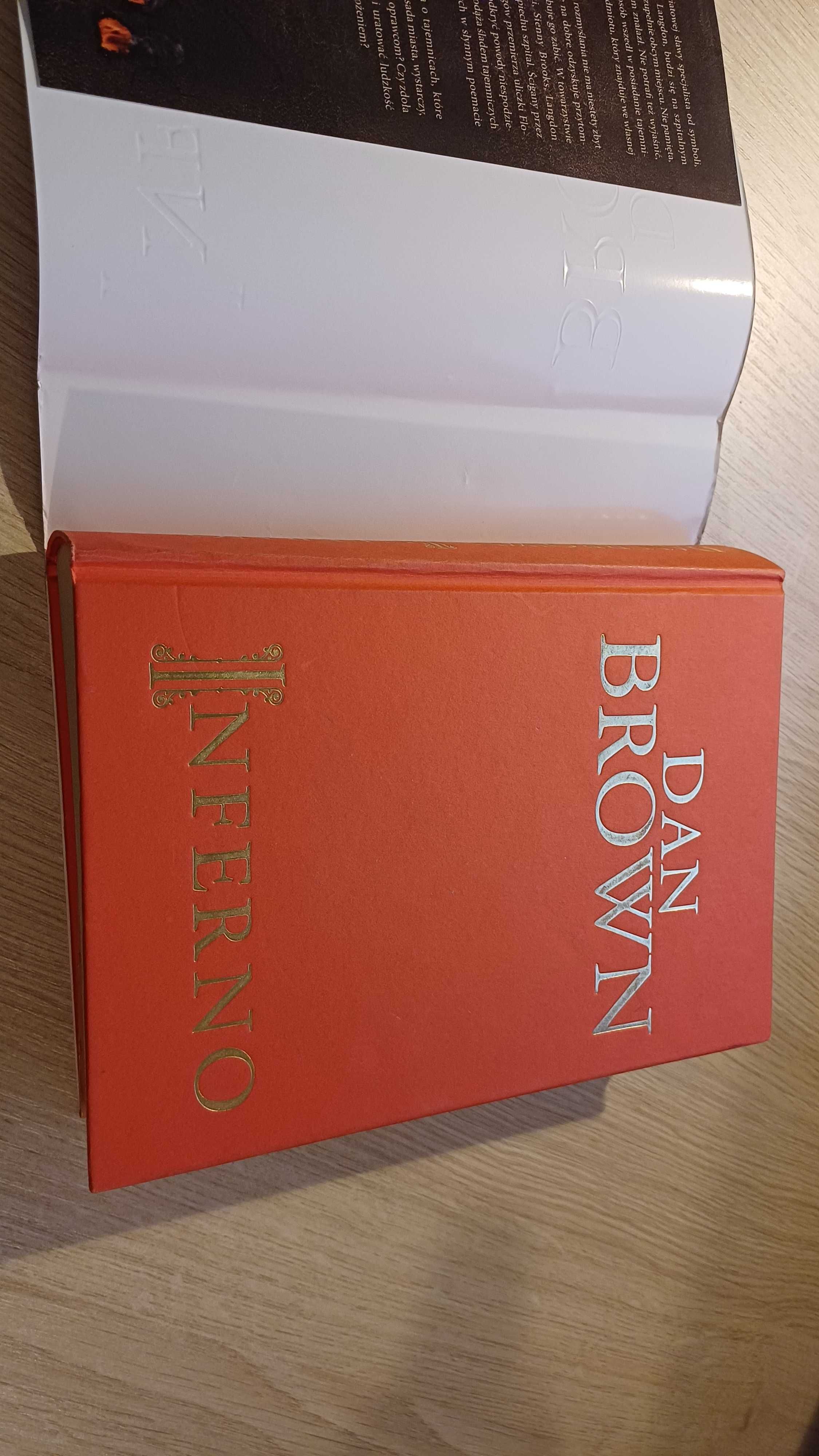 książka twarda oprawa Inferno Dan Brown Cykl: Robert Langdon (tom 4)
