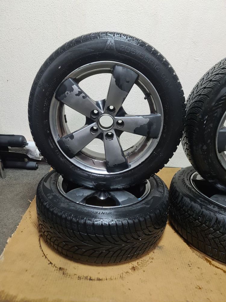 Комплект дисків на зимовій резині 205/55R16