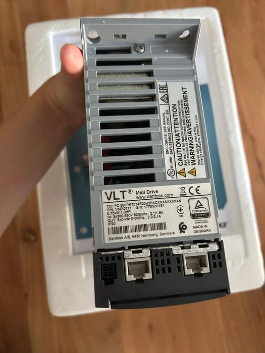 Variador de Velocidade Danfoss VLT Midi Drive FC 280 (Novo)
O artigo