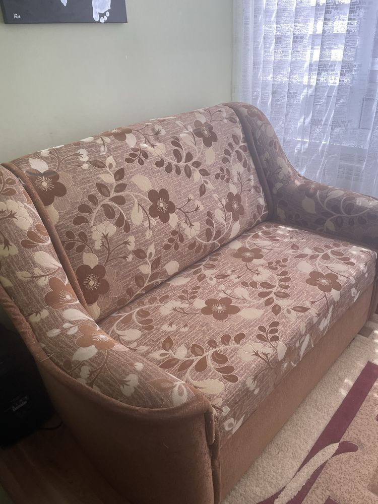 Віддам диван, розкладний