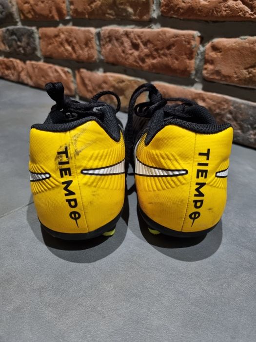 Korki NIKE Tiempo - rozm. 38.