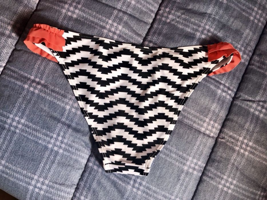 Cuecas Bikini - Zig Zag Preto e Folho Laranja - NOVAS