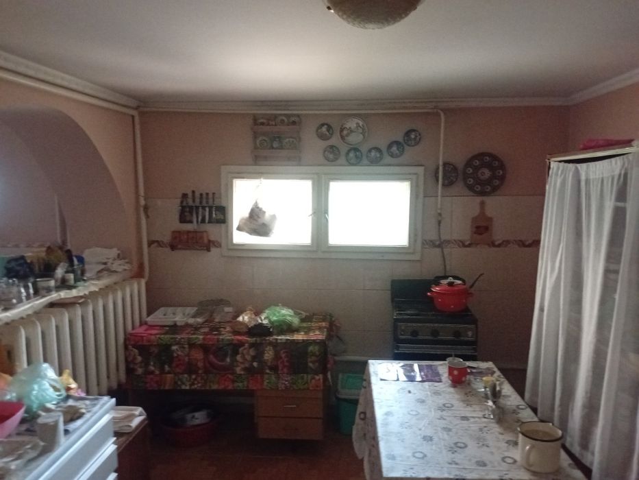 Будинок в тихому районі міста Берегове, зручна локація