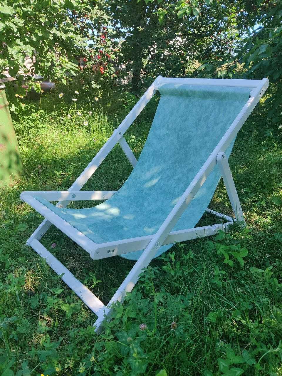 Шезлонг деревянный, раскладное кресло-лежак для сада и пляжа