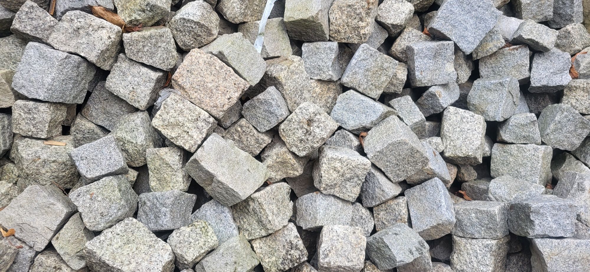 Kostka granitowa 100 letnia  11 15 18