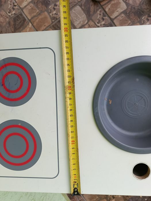 Дитяча дерев'яна кухня