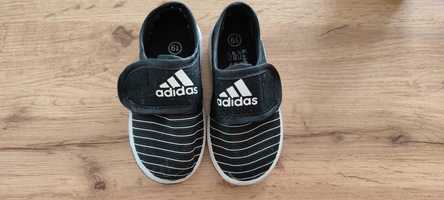 Dziecięce buty Adidas rozm. 19