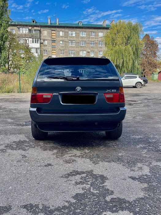 BMW x5 m57 2001 року