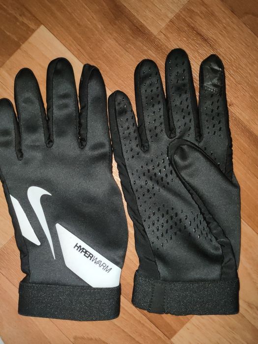 Перчатки Nike HyperWarm