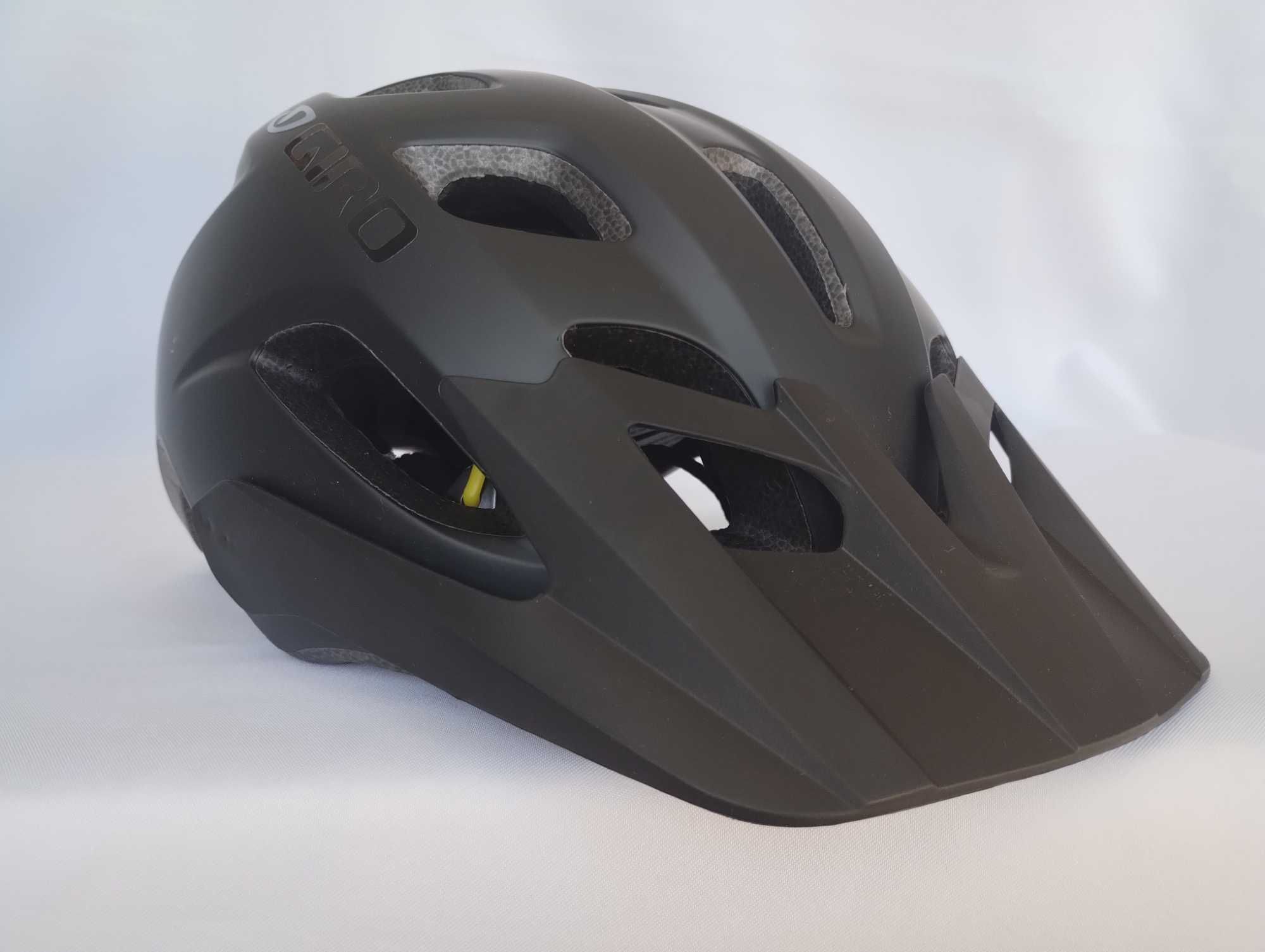 Kask rowerowy Giro Fixture Mips Matte Black M/L 54-61cm