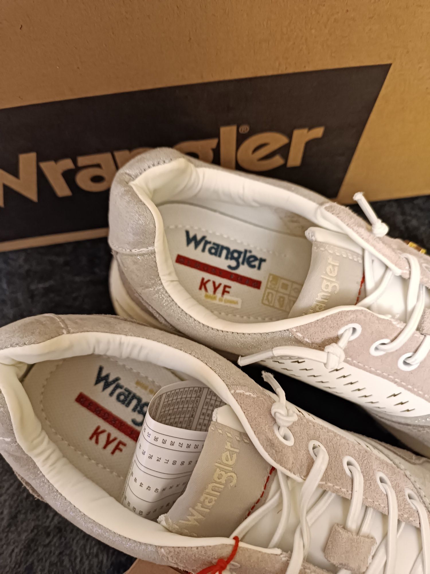 Buty Wrangler Beyond Punched