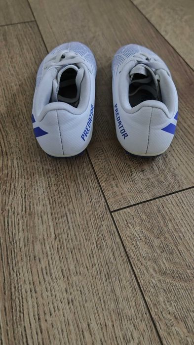 Korki chłopięce adidas rozm. 29