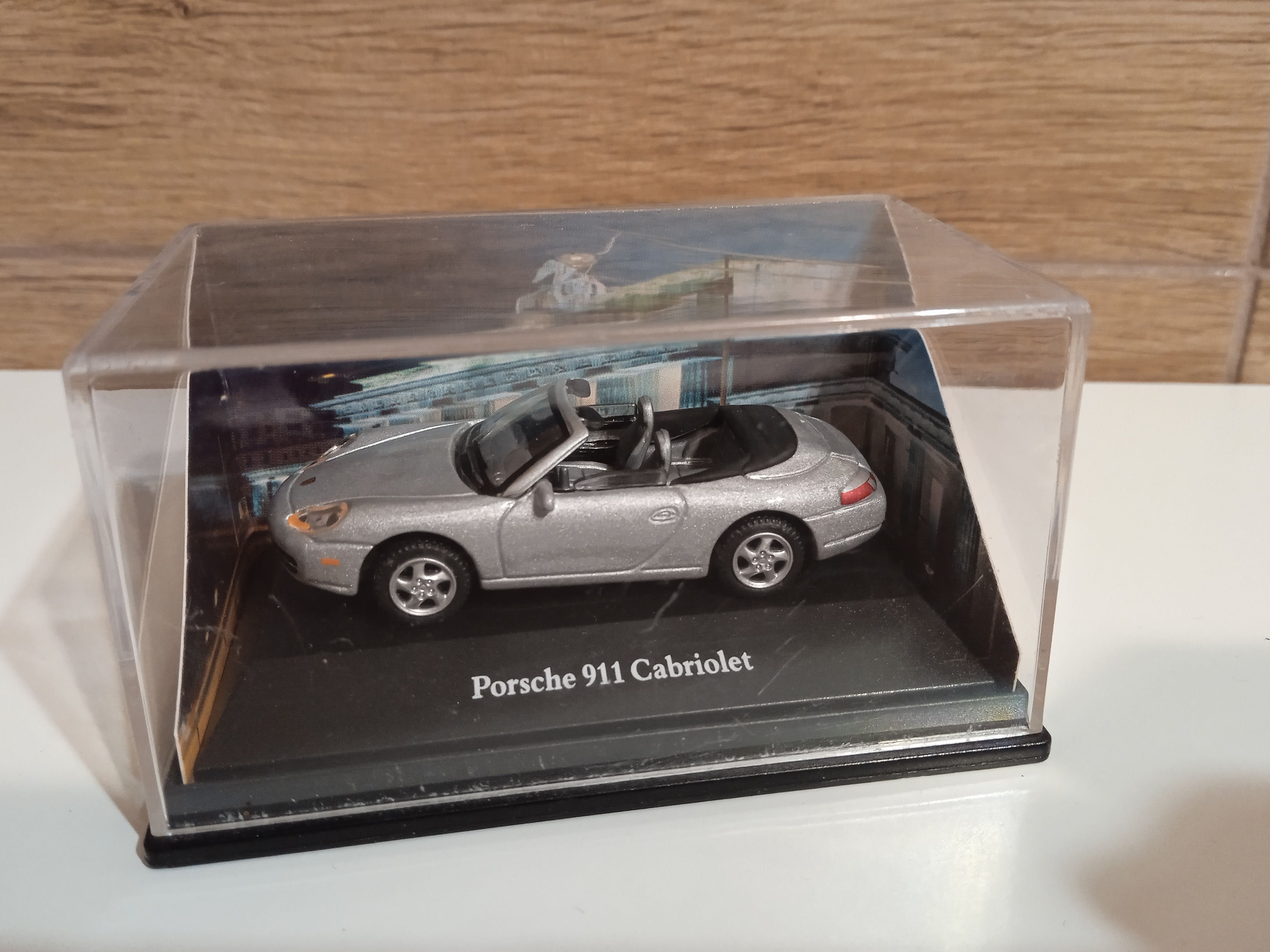 model Porsche 911 Cabriolet