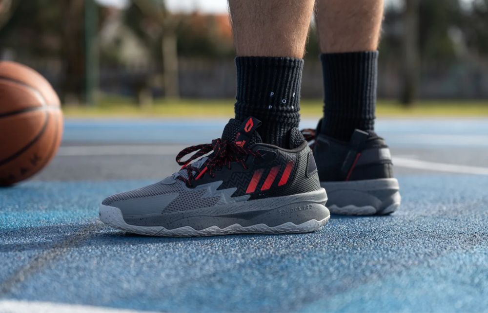 Розпродаж до ЧОРНОЇ ПʼЯТНИЦІ !!! Оригінальні кросівки adidas DAME 8