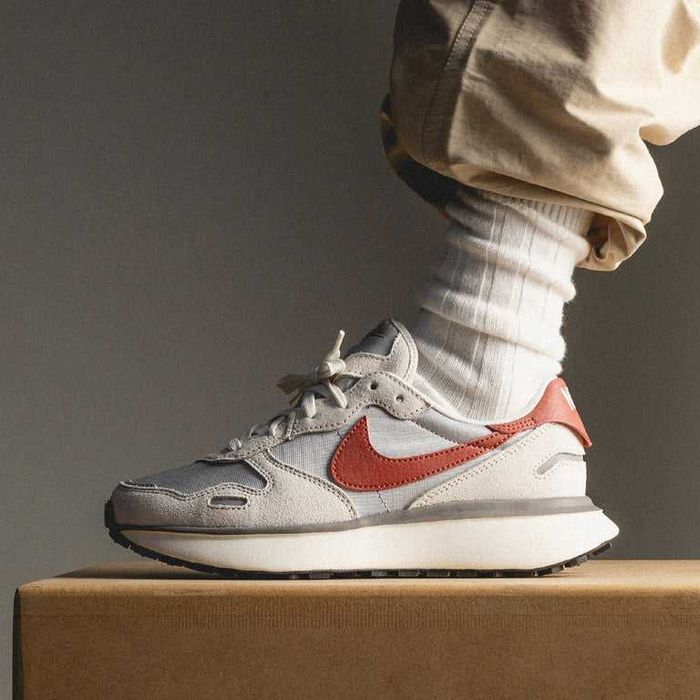 Чоловічі кросівки Nike Phoenix Waffle | 41-46