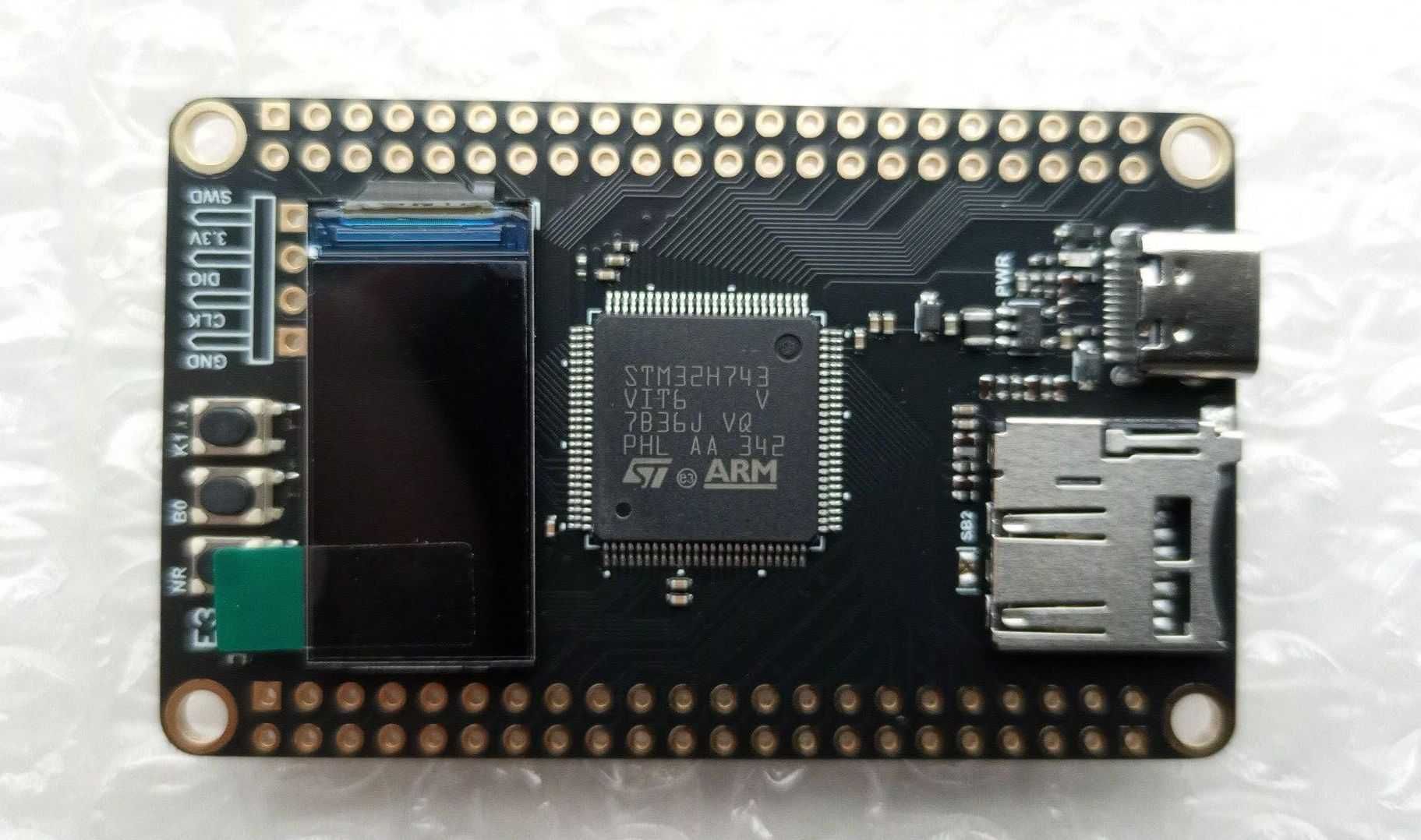 Отладочная плата с дисплеем STM32H743VI 480 MHz 2 MB Flash 1 MB RAM