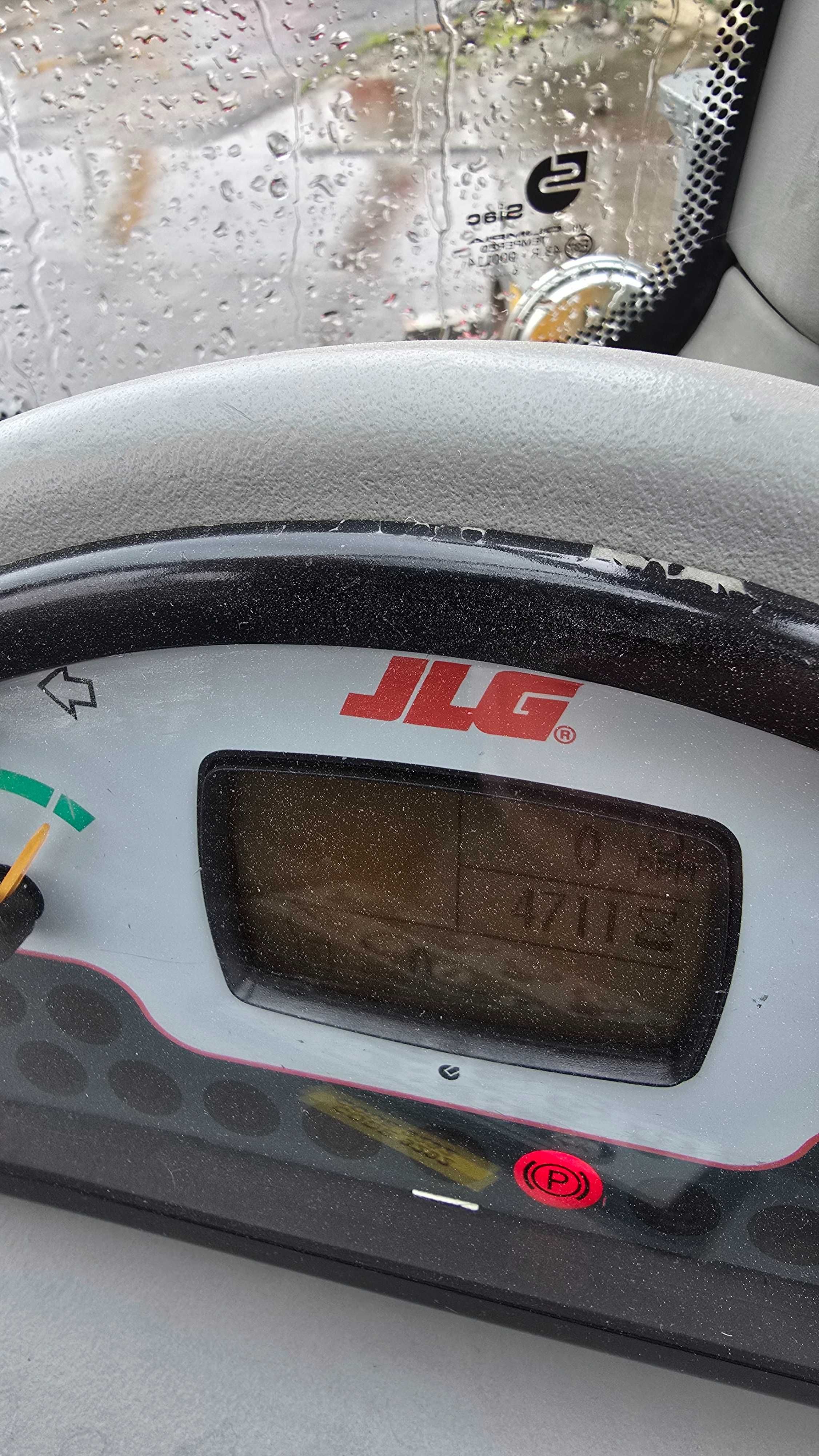 sprzedam ładowarkę teleskopową Jlg 1335