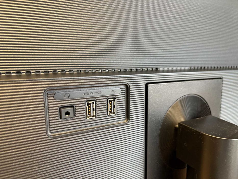 Монитор 27" Samsung 75 Гц 1920x1080 Full HD