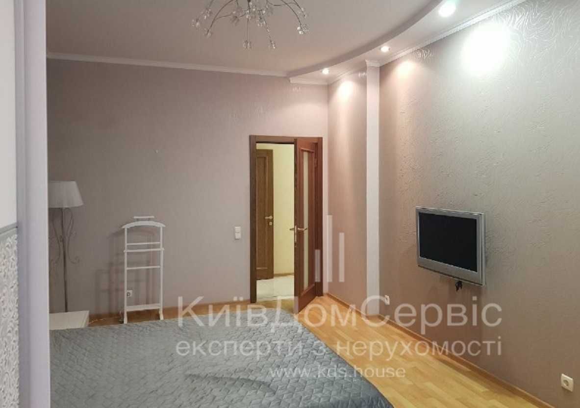 3 кімнатна квартира Дмитрівська 82 Центр площа Перемоги
