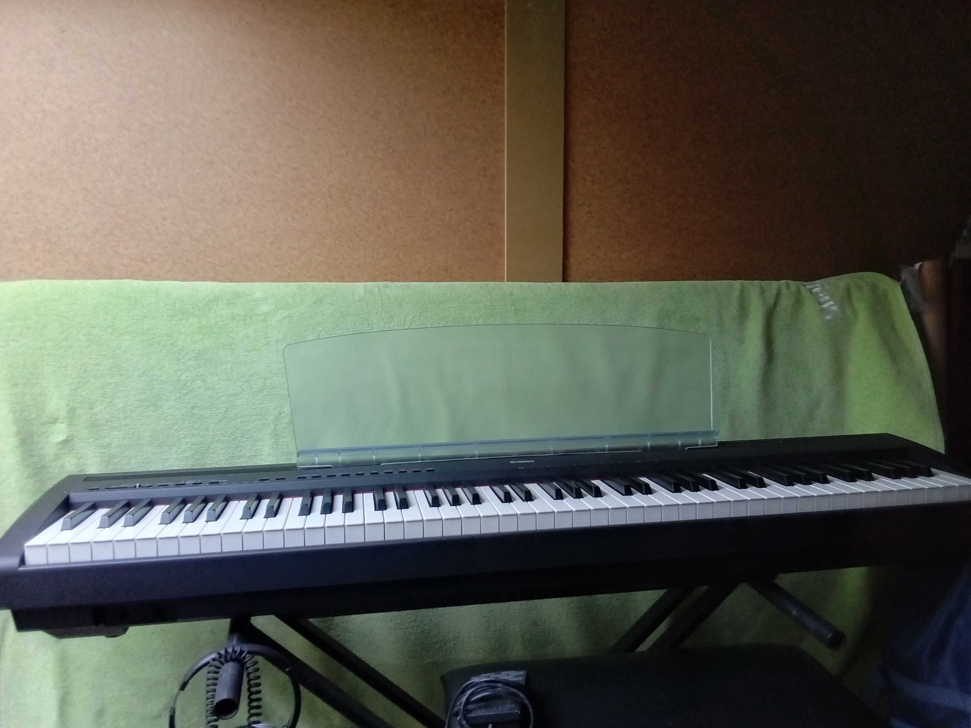 Piano Yamaha P 95